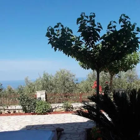 Horizon Blue, Kalamitsi, Lefkas